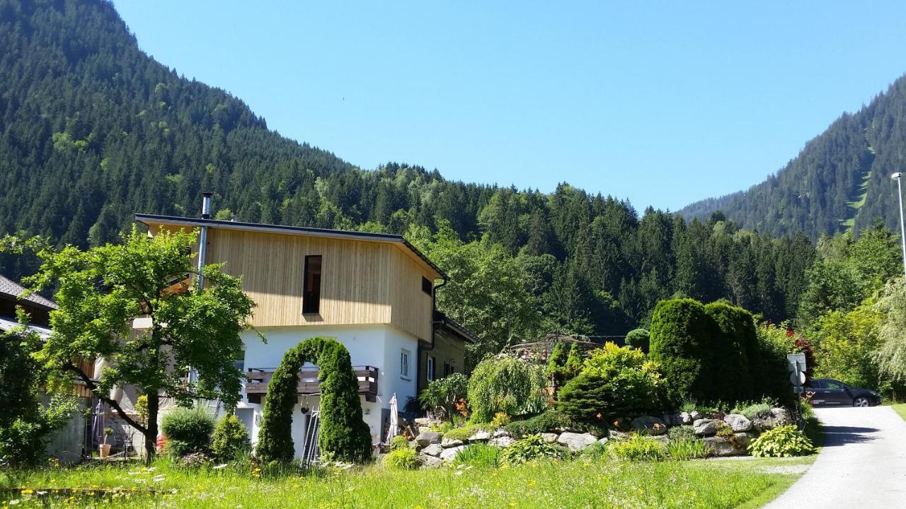 Apartamento Haus Idili Sankt Gallenkirch Exterior foto